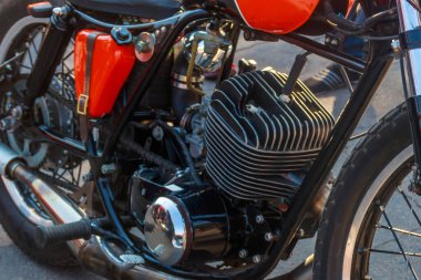 Motorun motor bloğuna yakın çekim