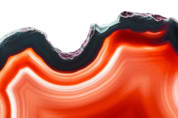 白い背景に分離された抽象的な背景 赤瑪瑙スライス鉱物 — ストック写真