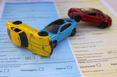 Motorlu araç çarpışma ve dostça deyimi formu (CID)