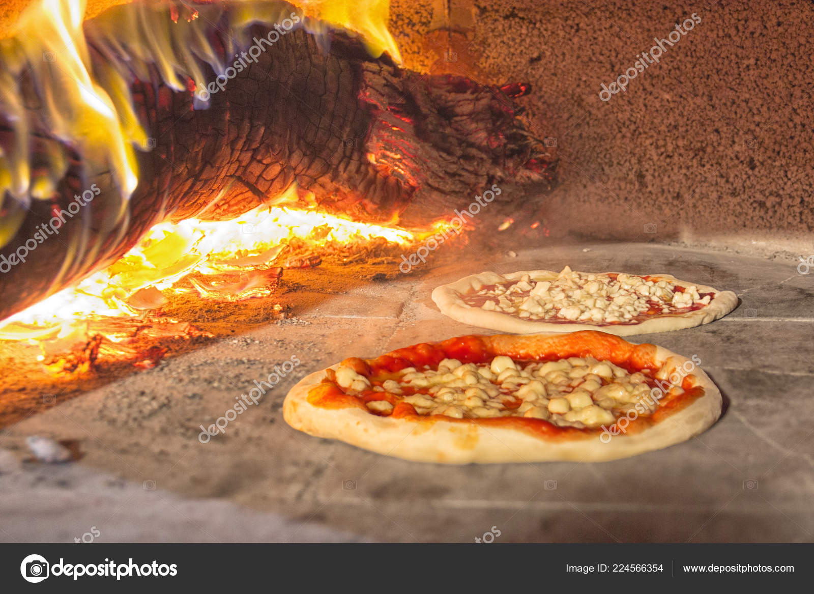 Pizzas Stone Oven Flame — Stock Photo © staraldo 224566354