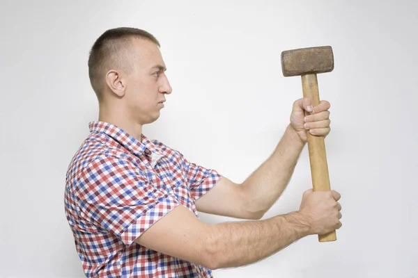 Homem Com Uma Marreta Sobre Fundo Branco Conceito Trabalho — Fotografia de Stock