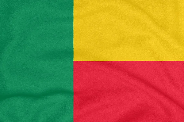 Drapeau du Bénin sur tissu texturé. Symbole patriotique — Photo