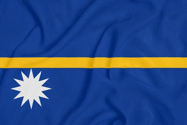 Σημαία του Ναουρού σε υφή υφάσματος. Πατριωτικό σύμβολο — Φωτογραφία Αρχείου