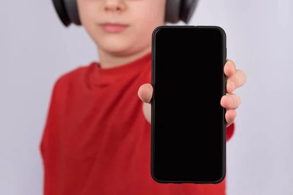 Smartphone Μαύρο Κενό Οθόνη Στο Χέρι Childs Κλείσιμο Κινητού Τηλεφώνου — Φωτογραφία Αρχείου