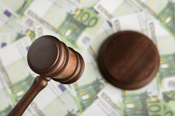 Суддя Молоток Банкноти Євро Суд Гроші Корупційний Суд — стокове фото
