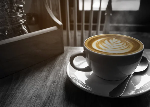 Xícara Café Quente Com Janela Luz Manhã Quente Tom Preto — Fotografia de Stock