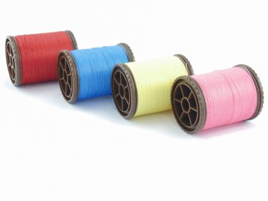 İplik izole makaralar