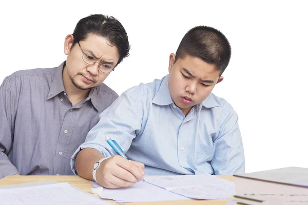 Asiático Padre Enseñando Tarea Años Hijo Serio — Foto de Stock