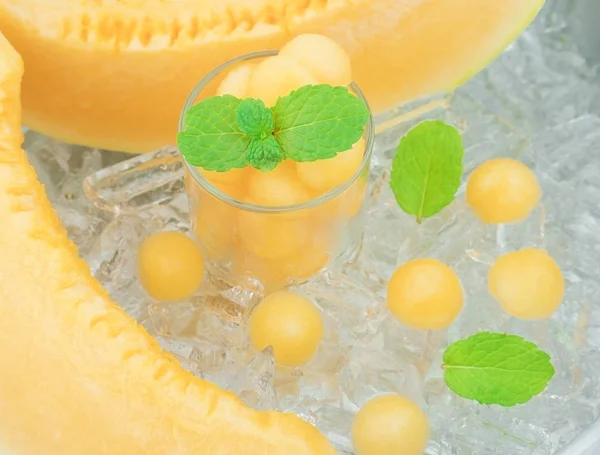 Cantaloupe Mint Ice Decoration Elevated View — Stock Photo, Image