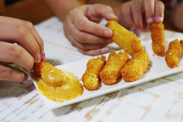 People Eating Cheese Stick Many Hand Eating Cheese Stick Sauce — Stock Photo, Image