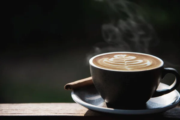 美丽的新鲜放松早晨咖啡杯设置 咖啡集背景概念 — 图库照片