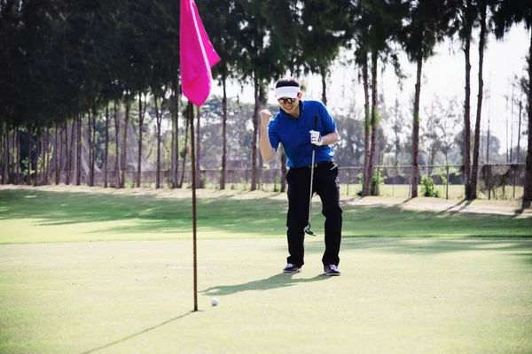 Człowiek Grać Sport Świeżym Powietrzu Golf Aktywności Ludzie Golfa Koncepcja — Zdjęcie stockowe
