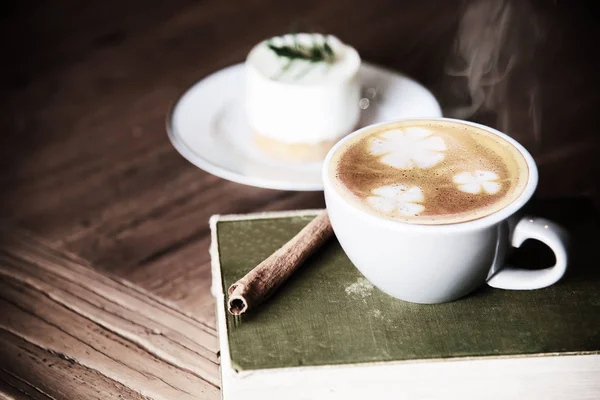 Heiße Kaffeetasse Auf Holztisch Kaffee Entspannen Hintergrundkonzept — Stockfoto