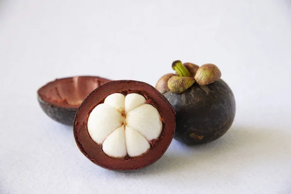 Mangoustan Thaï Fruits Populaires Fruit Tropical Avec Des Segments Blancs — Photo