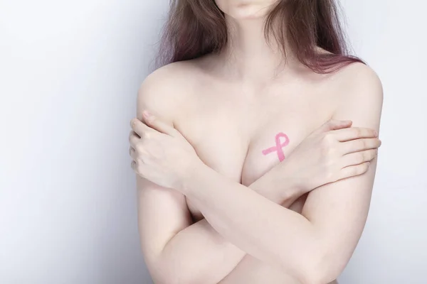 World Breast Cancer Day Concept Inglés Mujer Cubre Pecho Con —  Fotos de Stock