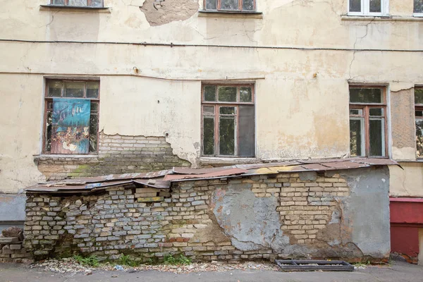 Strukturierte Wände Und Ruinen Eines Alten Hauses — Stockfoto