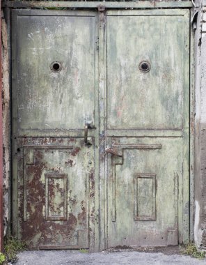 eski metal depo kapısı, hangar, yüksek çözünürlüklü fotoğraf