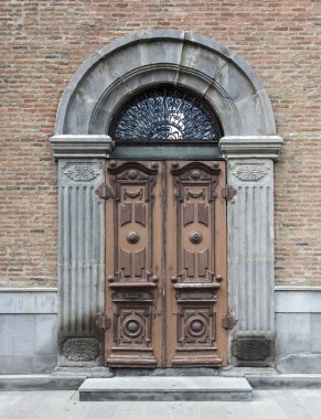 eski metal depo kapısı, hangar, yüksek çözünürlüklü fotoğraf