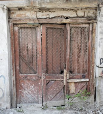 eski metal depo kapısı, hangar, yüksek çözünürlüklü fotoğraf