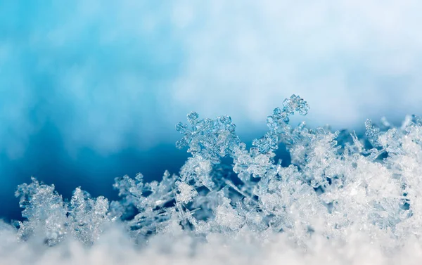 Schneeflocken Auf Schnee Das Bild Wird Bei Einer Temperatur Von — Stockfoto