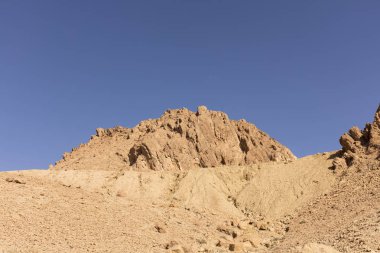 Sahra Çölü'nde sıcak bir gün