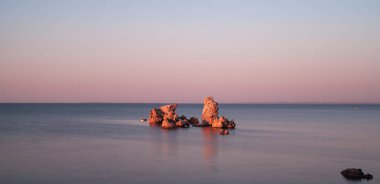 Akdeniz kıyılarında