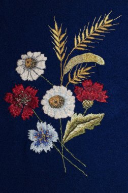 El yapımı nakış, halk sanatı ve el işi.