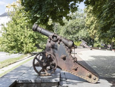 eski top, Ukrayna'da Chernigov