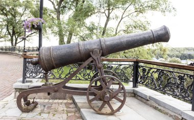 eski top, Ukrayna'da Chernigov