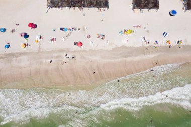 Deniz kıyısında hava manzarası