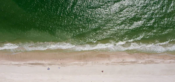 Deniz kıyısında hava manzarası