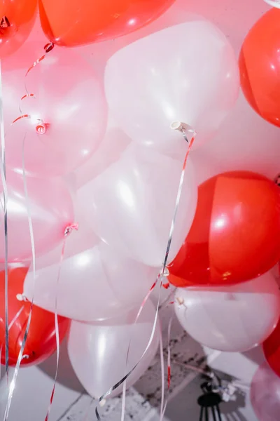 Pila Hermosos Globos Colores Concepto Cumpleaños — Foto de Stock