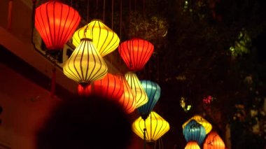 Güzel fener Hoi eski bir şehir. Lisanslı yüksek kaliteli stok görüntü çok fazla fener Satılık ve dekorasyon Hoi An. Hoi An, bir kez Faifo olarak bilinen ve ünlü bir Unesco Dünya miras alanı olarak