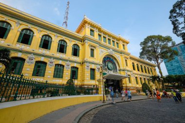 Ho Chi Minh City, Vietnam - 06, 2018: Ho Chi Minh City Postane veya Saigon Merkez Postane stok fotoğraf. Yerel halkın ve turistik bir gezi postanede al