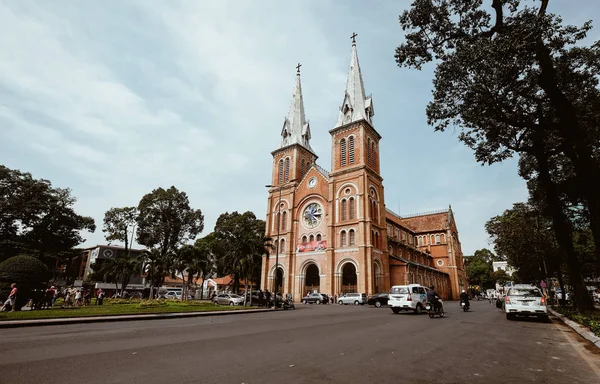 Chi Minh City Vietnam 2018 Notre Dame Kathedraal Vietnamees Nha — Stockfoto