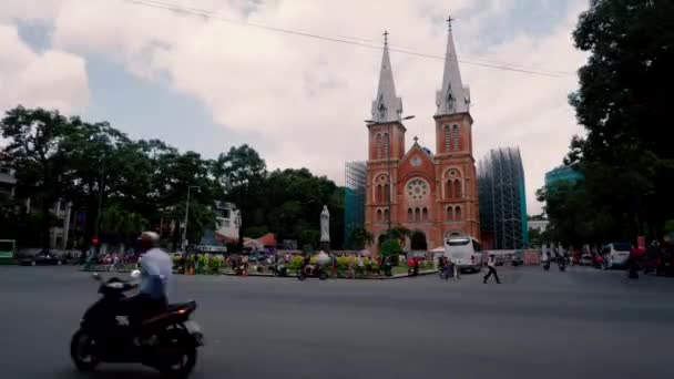 Timelapse Notre Dame Katedralen Vietnamesiska Nha Tho Duc Royalty Hög — Stockvideo