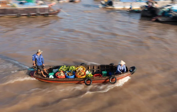 Cantho Város Vietnam 2018 Augusztus Azonosítatlan Emberek Vásárolni Eladni Hajó — Stock Fotó