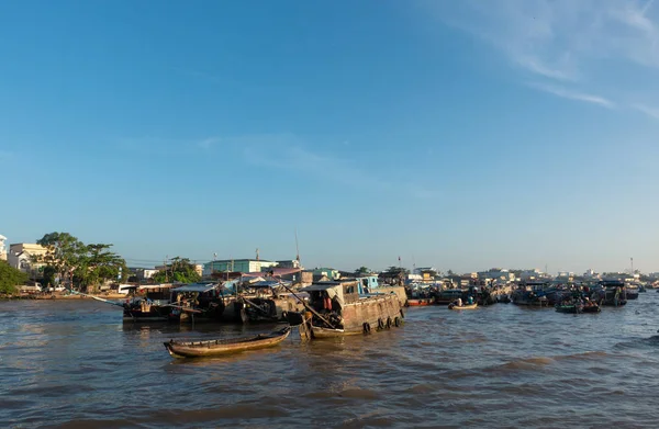 Turisták Emberek Vásárolni Eladni Hajó Csónak Hajó Cai Rang Lebegő — Stock Fotó