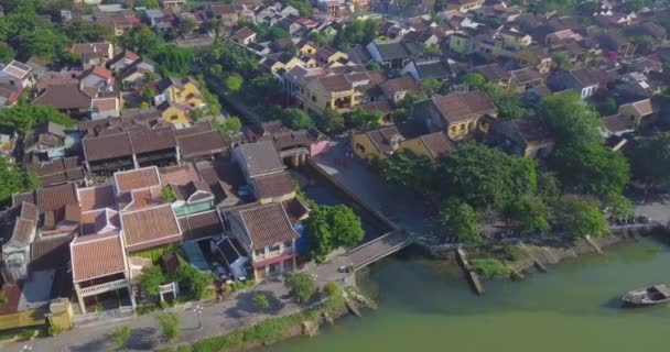 Luchtfoto Panorama Chua Cau Pagode Bridge Japanse Overdekte Brug Hoi — Stockvideo