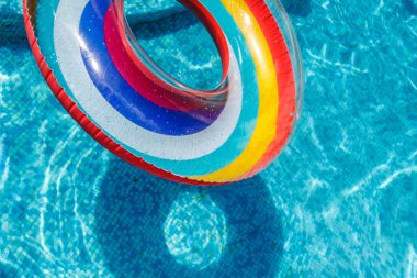 Şişme su faaliyetleri daire tuba su üzerinde t float