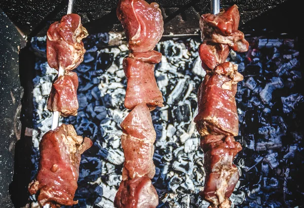 Meat skewers for kebabs grilled n grill on the street — Stock Photo, Image