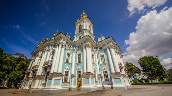 Smolny katedral, diriliş n St Petersburg, Rusya'nın Smolny manastır