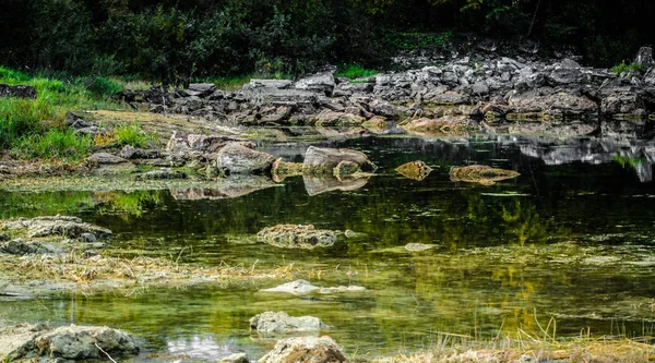 Sandy Hills Lago Desfiladeiro Sandy Cores Quentes Fundo Amarelo Arenito — Fotografia de Stock