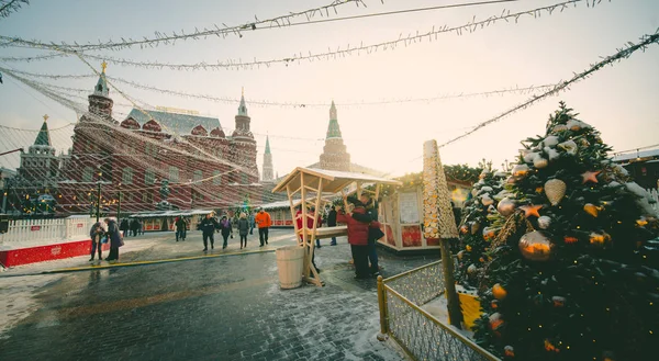 Neujahr Und Weihnachten Moskau Weihnachtsbäume Der Nähe Des Kreml Auf — Stockfoto