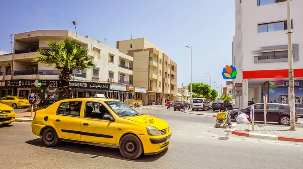 Sarı Taksi Tabelası ile Hareket Halindesarı Taksi