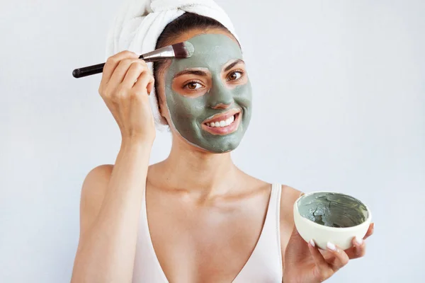 Young Beautiful Woman Face Mask Therapeutic Blue Mud Spa Treatment — Stock Photo, Image