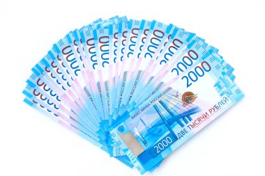 Rus para banknot para birimi Rublesi beyaz izole arka planda. nominal değeri iki bin. Yeni bilet banka Rusya. Yakın çekim. Zengin kavramı