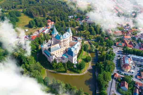 Bojnice kale havadan görünümü — Stok fotoğraf
