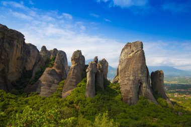 Dağ manzarası Meteora kayalar ve Manastırı