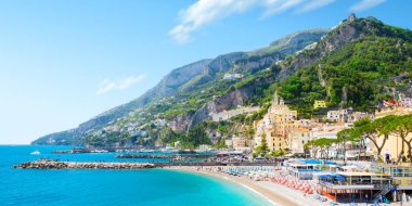 Sabah görünümünü Positano cityscape, İtalya